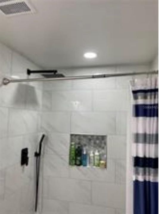 For Sale: $509,900 (5 beds, 5 baths, 2351 Square Feet)