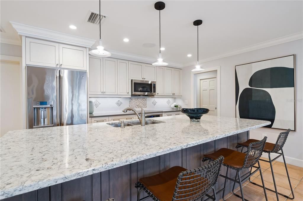 В аренду: $7,900 (3 спален, 3 ванн, 2475 Квадратных фут)