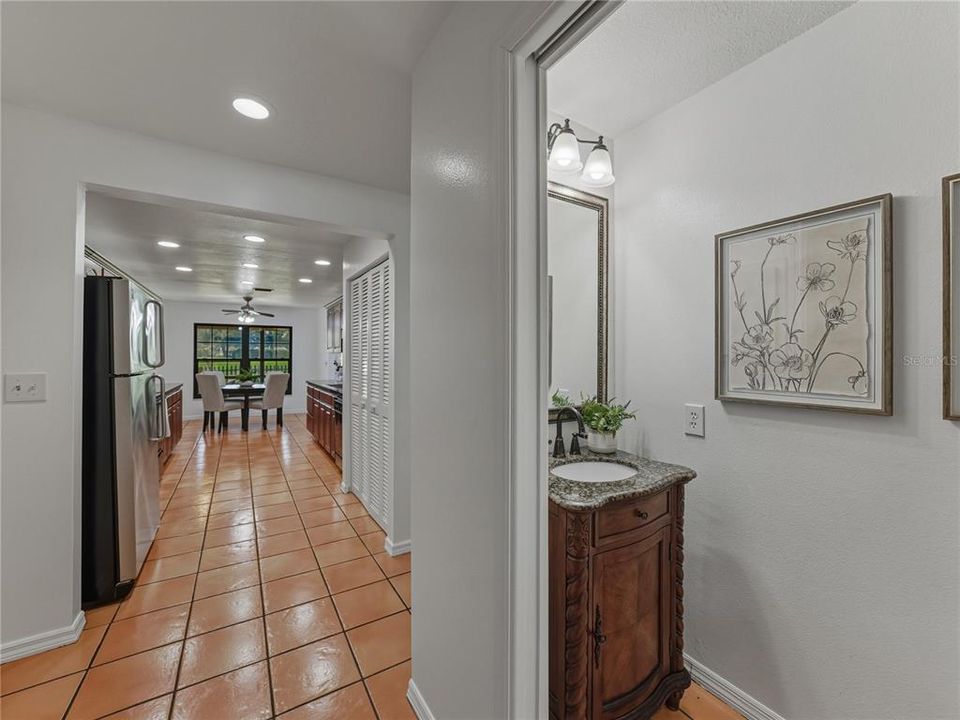 合同活跃: $500,000 (3 贝兹, 2 浴室, 2799 平方英尺)