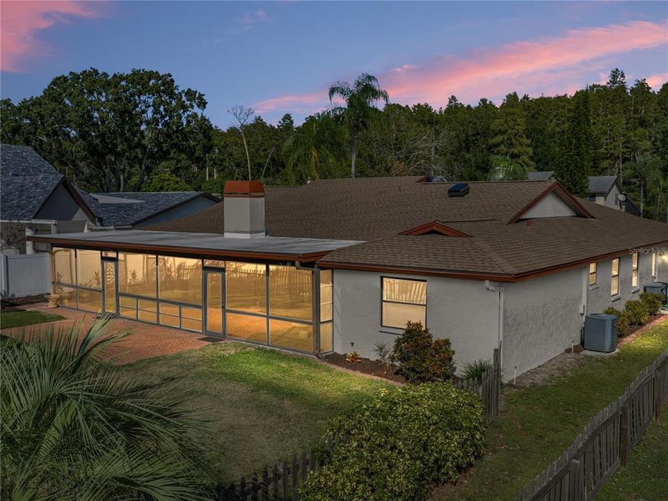 合同活跃: $500,000 (3 贝兹, 2 浴室, 2799 平方英尺)