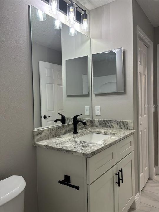 Active With Contract: $257,500 (3 beds, 2 baths, 1530 Square Feet)