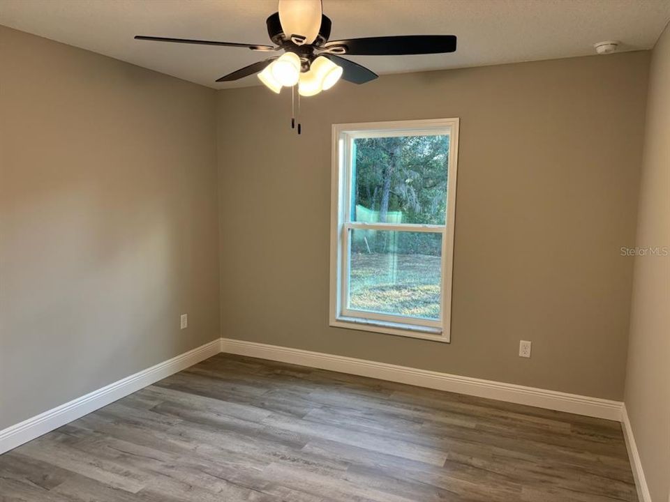 Active With Contract: $257,500 (3 beds, 2 baths, 1530 Square Feet)