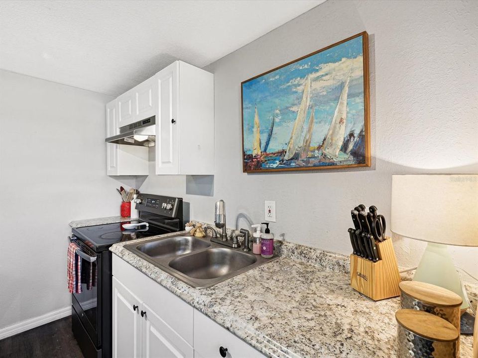 For Sale: $599,000 (4 beds, 3 baths, 2356 Square Feet)