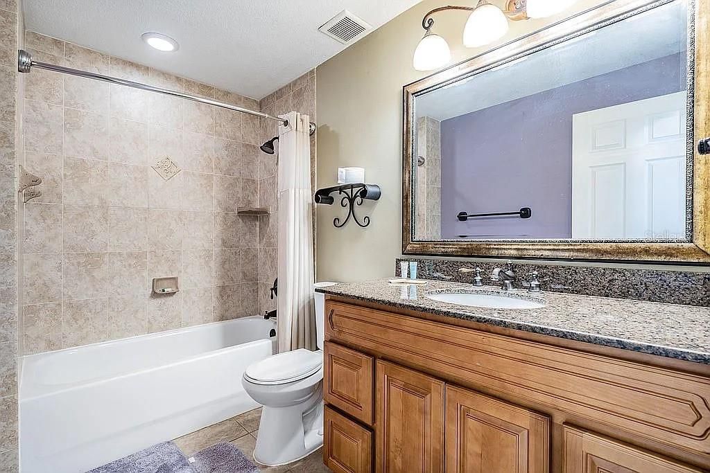 For Sale: $599,000 (4 beds, 3 baths, 2356 Square Feet)