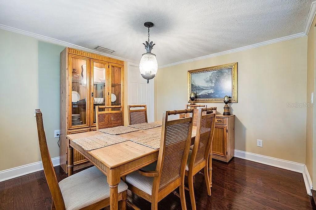 For Sale: $599,000 (4 beds, 3 baths, 2356 Square Feet)