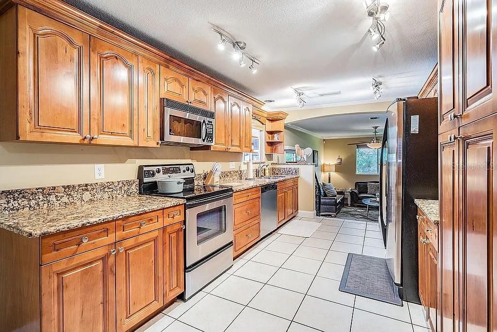 For Sale: $599,000 (4 beds, 3 baths, 2356 Square Feet)