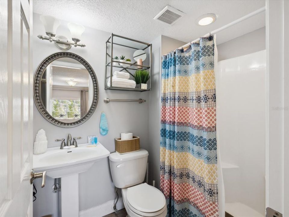 For Sale: $599,000 (4 beds, 3 baths, 2356 Square Feet)