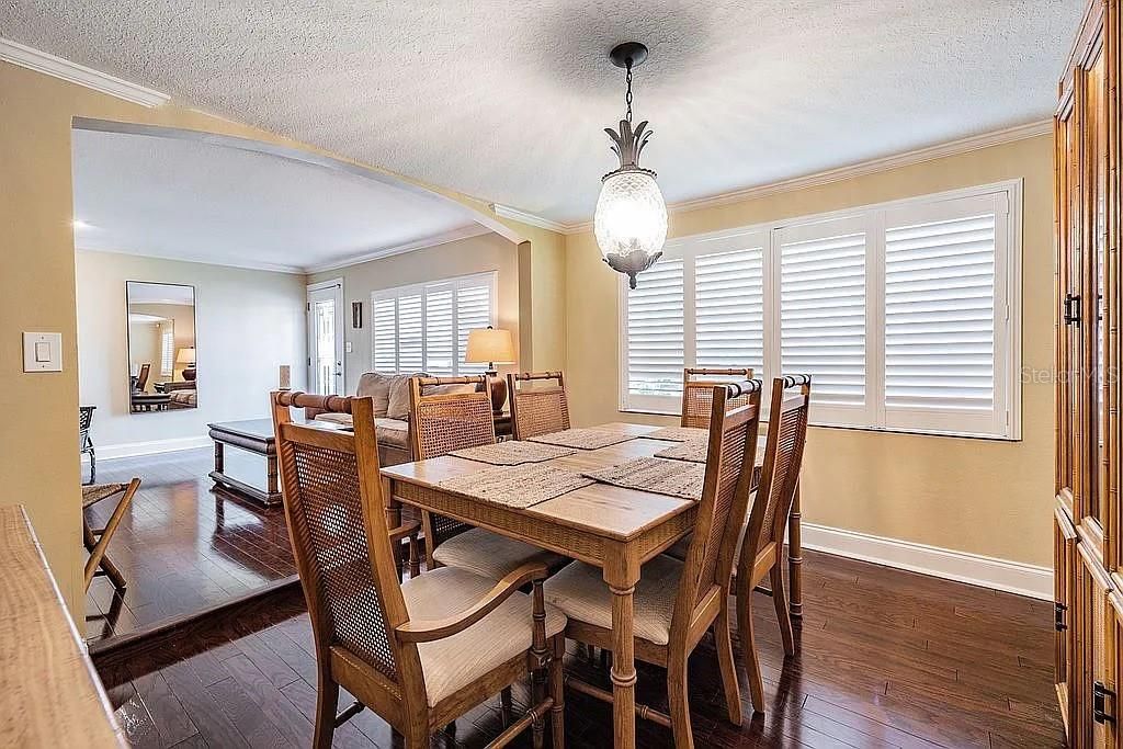 For Sale: $599,000 (4 beds, 3 baths, 2356 Square Feet)