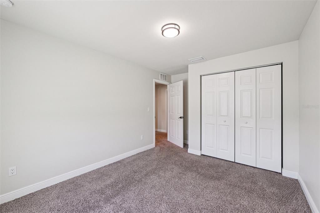 На продажу: $244,900 (4 спален, 2 ванн, 1500 Квадратных фут)