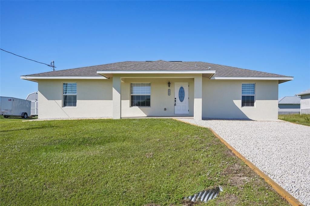 На продажу: $244,900 (4 спален, 2 ванн, 1500 Квадратных фут)