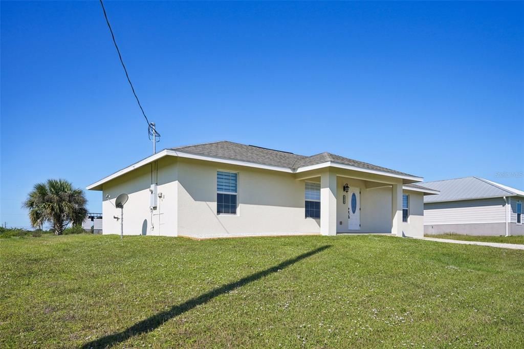 На продажу: $244,900 (4 спален, 2 ванн, 1500 Квадратных фут)