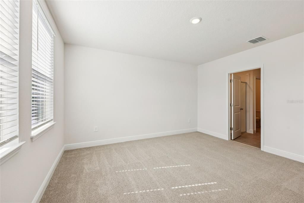 For Sale: $364,000 (4 beds, 2 baths, 2168 Square Feet)