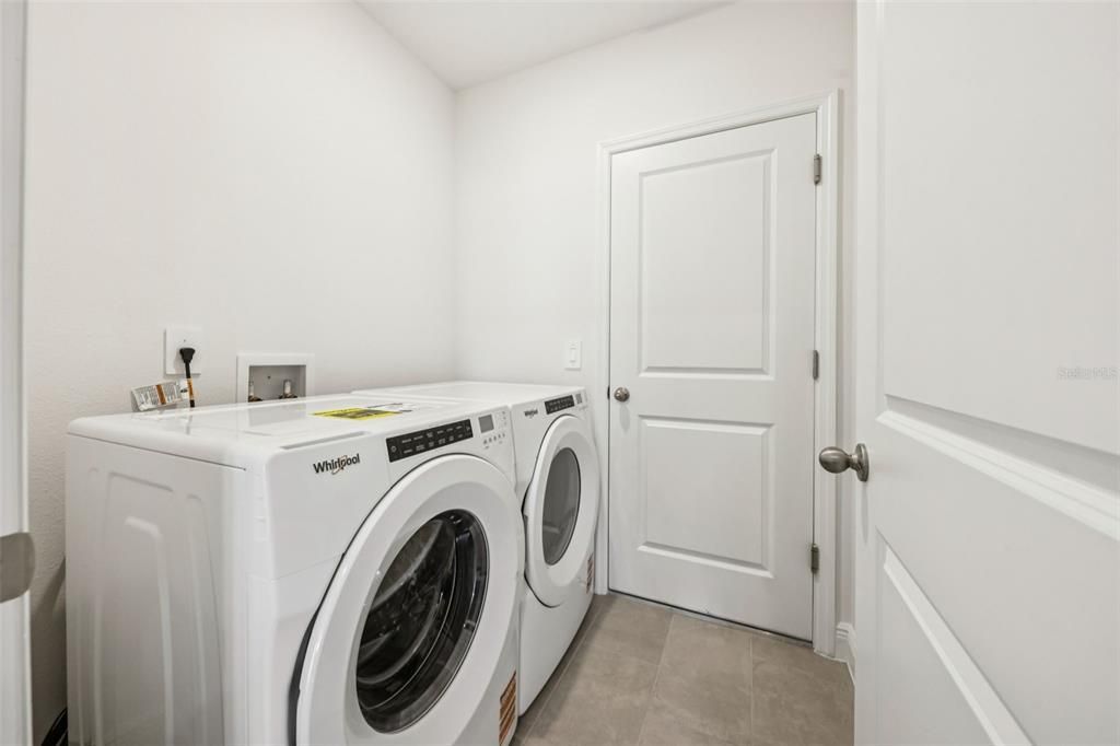 For Sale: $364,000 (4 beds, 2 baths, 2168 Square Feet)