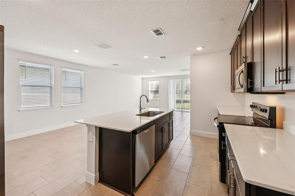 For Sale: $364,000 (4 beds, 2 baths, 2168 Square Feet)