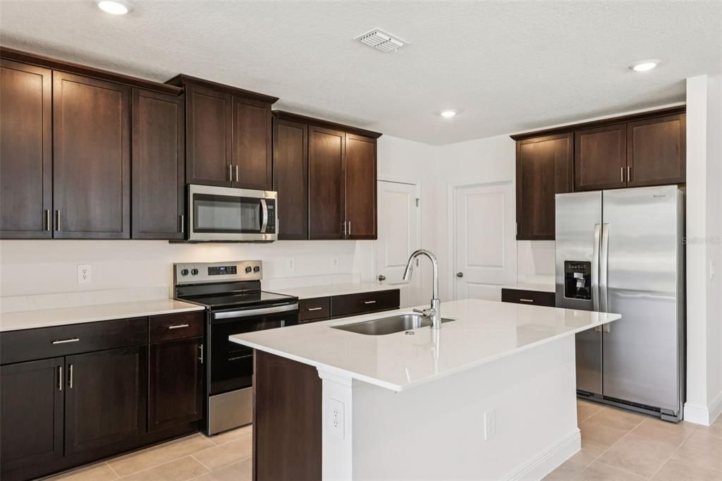 For Sale: $364,000 (4 beds, 2 baths, 2168 Square Feet)