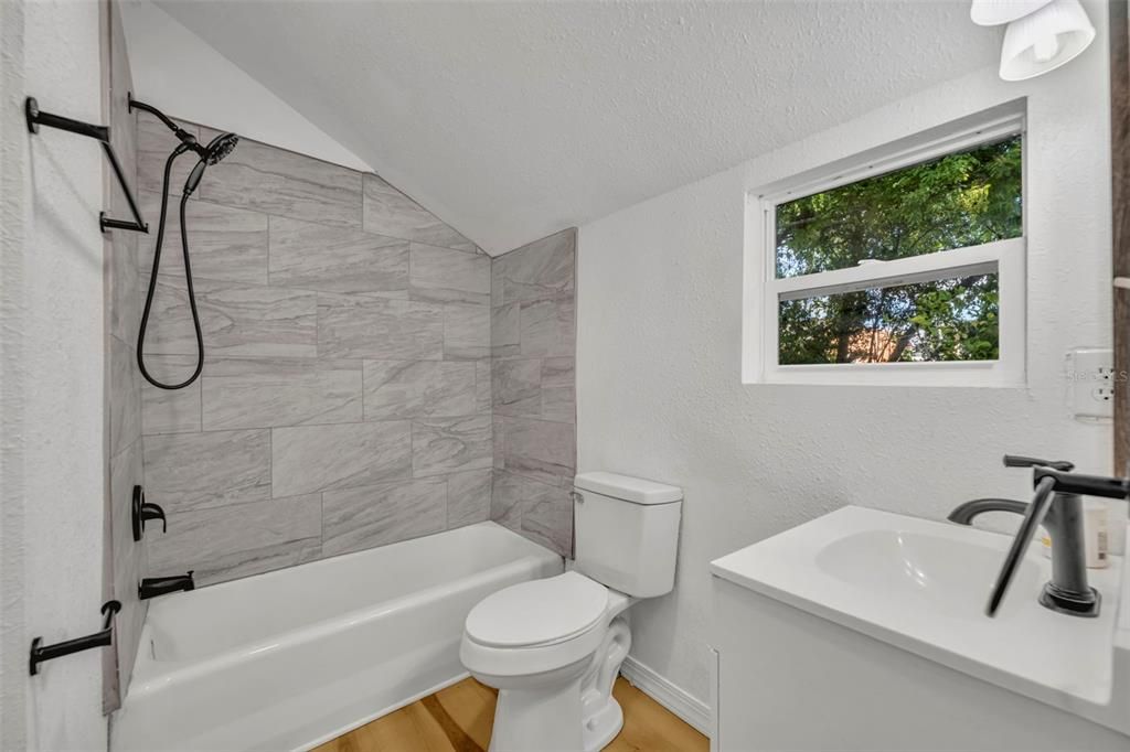 For Sale: $295,000 (8 beds, 0 baths, 1645 Square Feet)