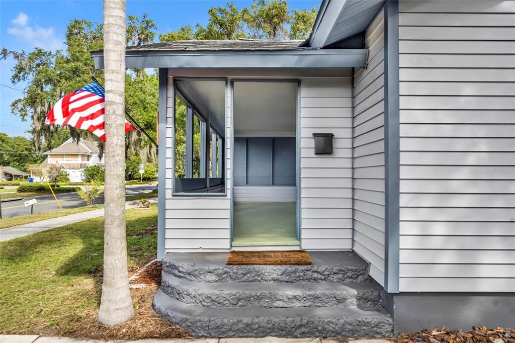 For Sale: $295,000 (8 beds, 0 baths, 1645 Square Feet)