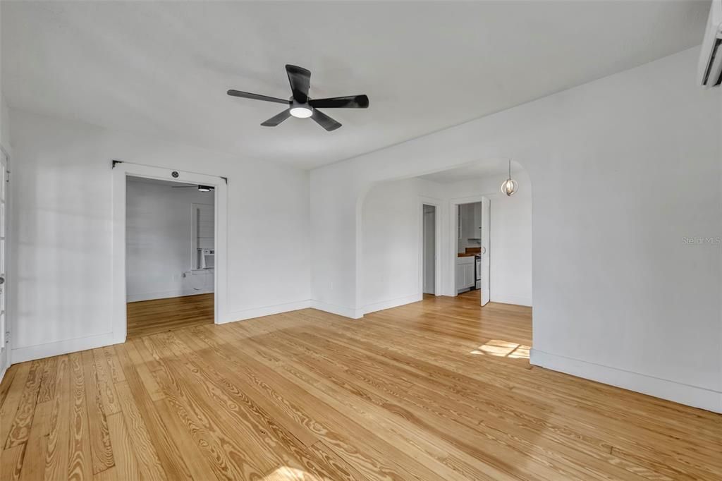 For Sale: $295,000 (8 beds, 0 baths, 1645 Square Feet)