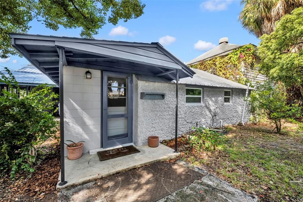 For Sale: $295,000 (8 beds, 0 baths, 1645 Square Feet)