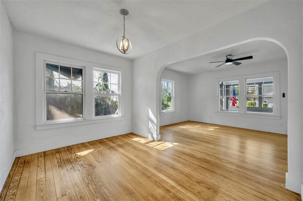 For Sale: $295,000 (8 beds, 0 baths, 1645 Square Feet)