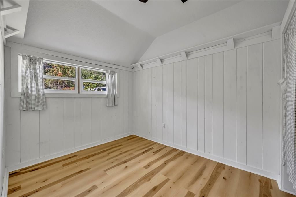 For Sale: $295,000 (8 beds, 0 baths, 1645 Square Feet)