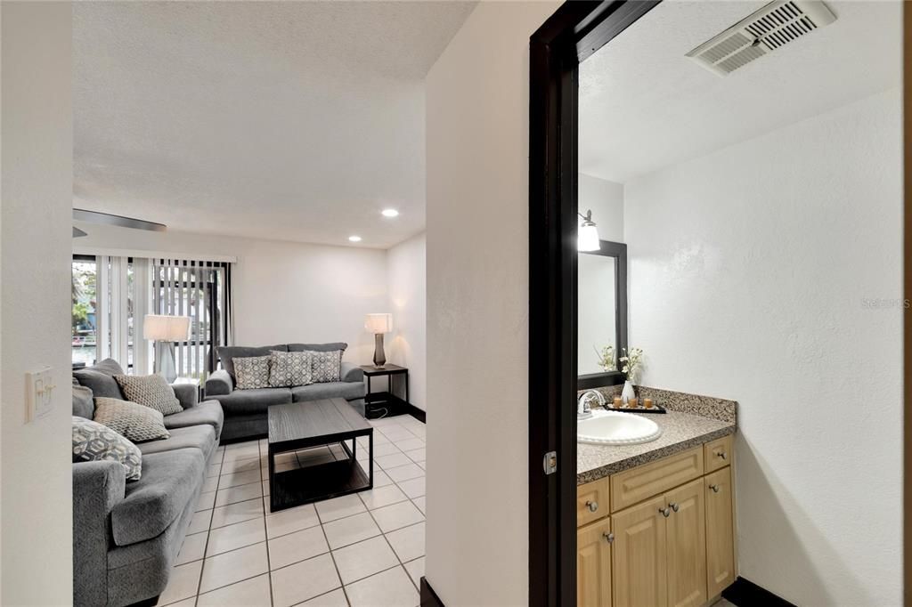 出租: $2,300 (3 贝兹, 2 浴室, 1610 平方英尺)