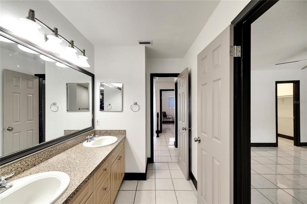 出租: $2,300 (3 贝兹, 2 浴室, 1610 平方英尺)