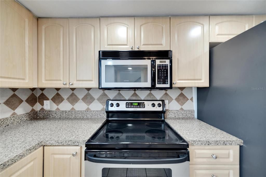 出租: $2,300 (3 贝兹, 2 浴室, 1610 平方英尺)