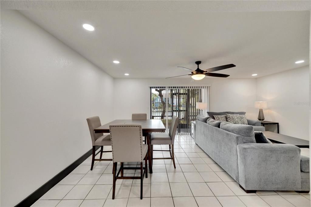 出租: $2,300 (3 贝兹, 2 浴室, 1610 平方英尺)