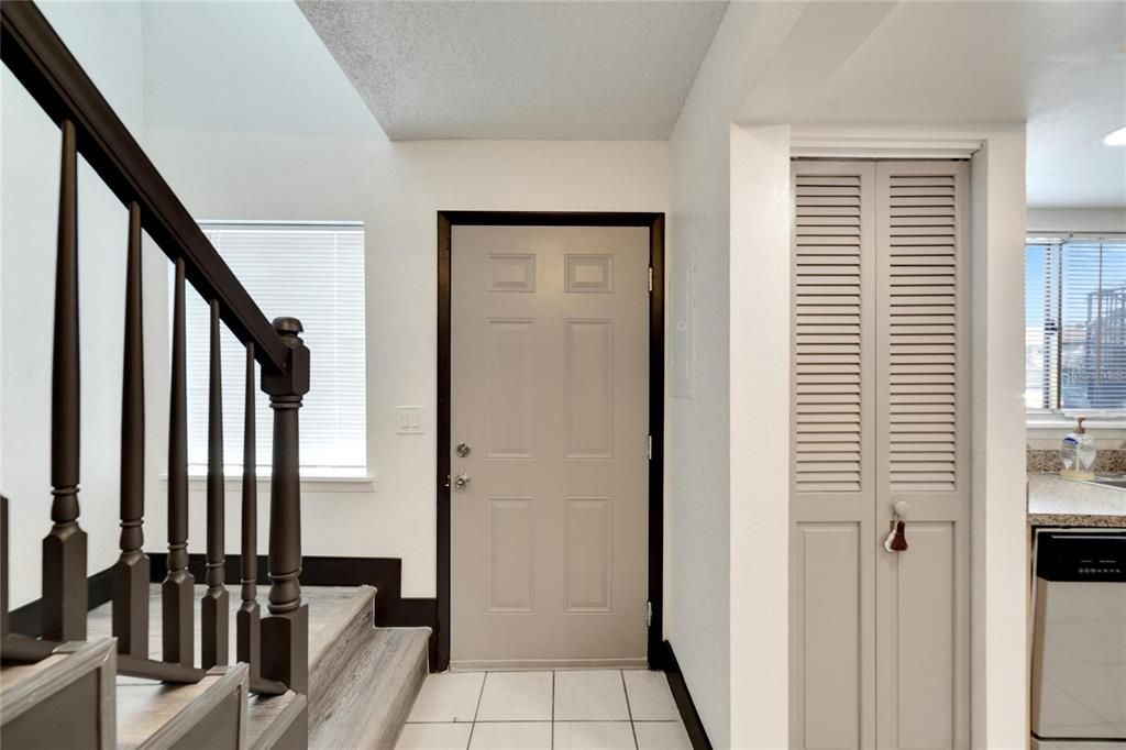 出租: $2,300 (3 贝兹, 2 浴室, 1610 平方英尺)