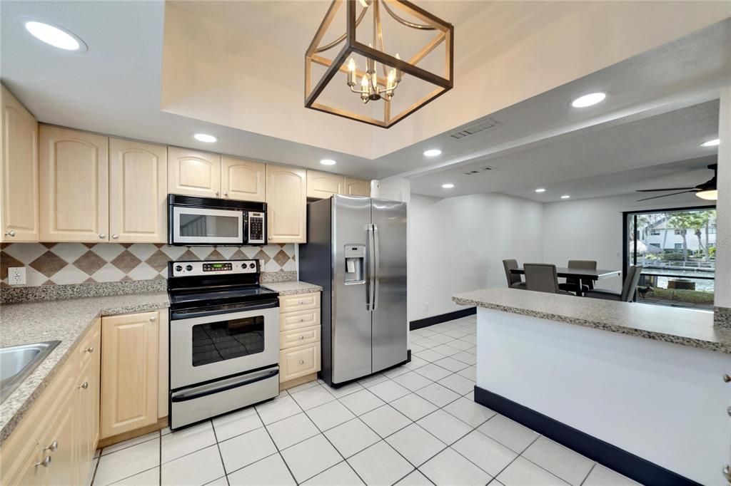 出租: $2,300 (3 贝兹, 2 浴室, 1610 平方英尺)