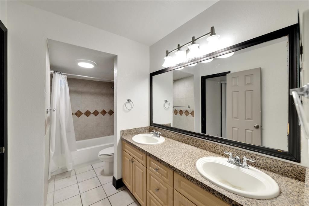 出租: $2,300 (3 贝兹, 2 浴室, 1610 平方英尺)