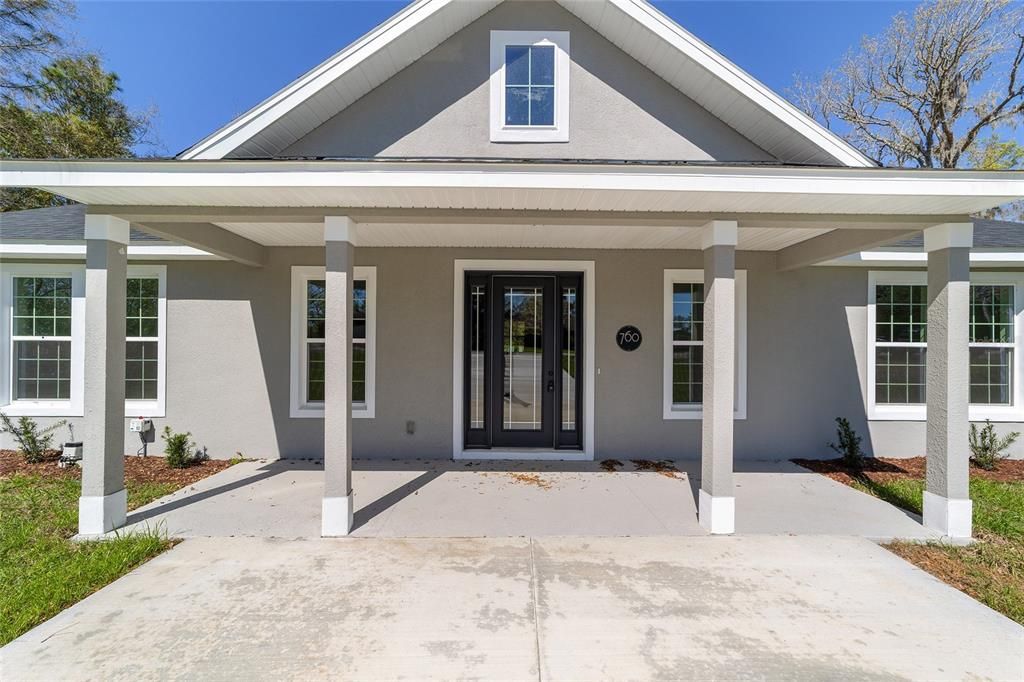 For Rent: $2,000 (3 beds, 2 baths, 1640 Square Feet)