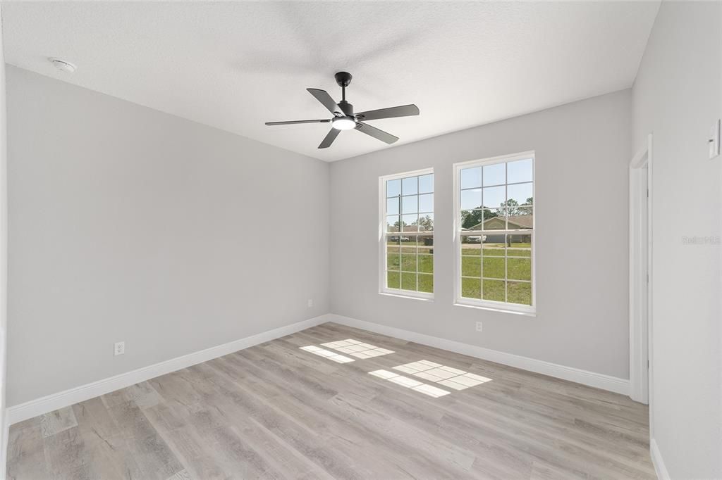 For Rent: $2,000 (3 beds, 2 baths, 1640 Square Feet)