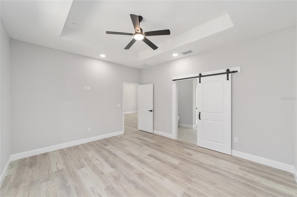 For Rent: $2,000 (3 beds, 2 baths, 1640 Square Feet)