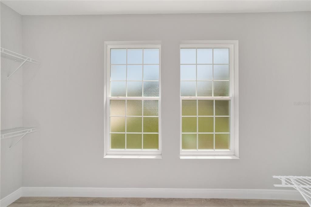 For Rent: $2,000 (3 beds, 2 baths, 1640 Square Feet)