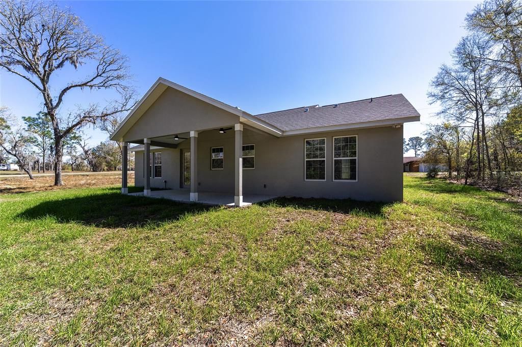 For Rent: $2,000 (3 beds, 2 baths, 1640 Square Feet)