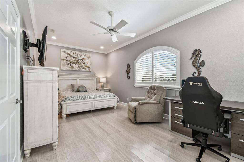 For Sale: $3,600,000 (6 beds, 5 baths, 4255 Square Feet)