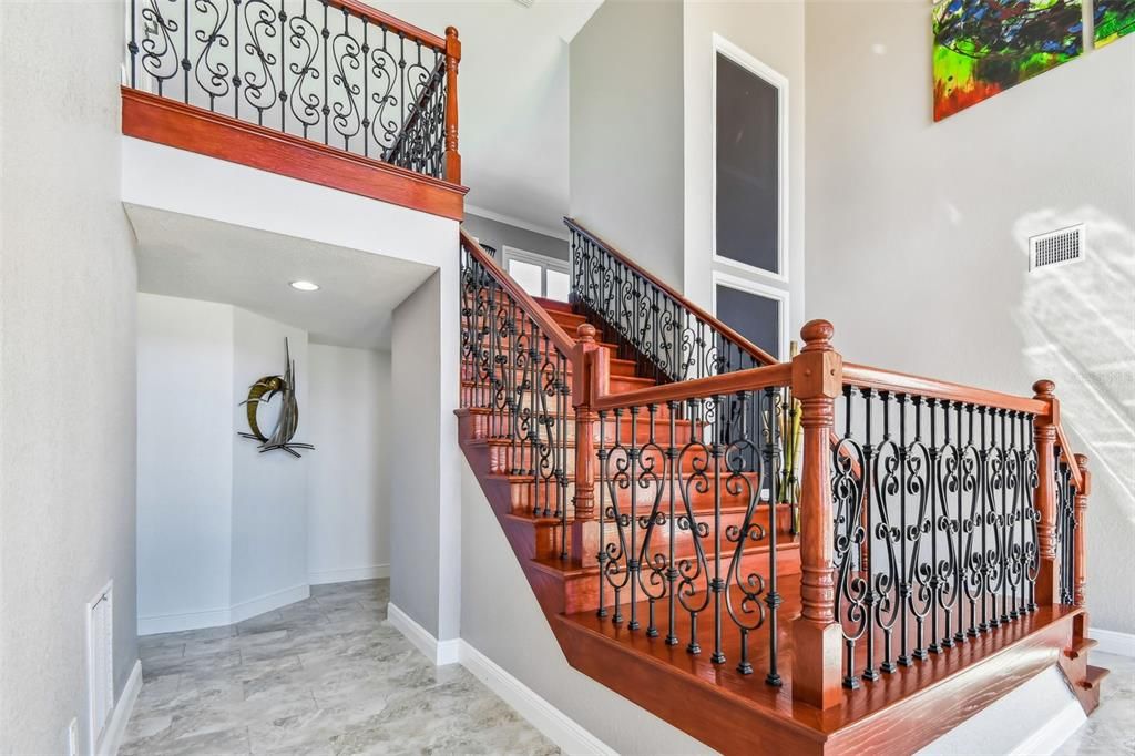 For Sale: $3,600,000 (6 beds, 5 baths, 4255 Square Feet)