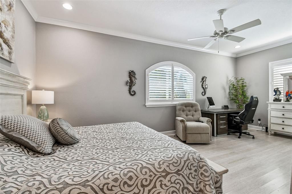 For Sale: $3,600,000 (6 beds, 5 baths, 4255 Square Feet)