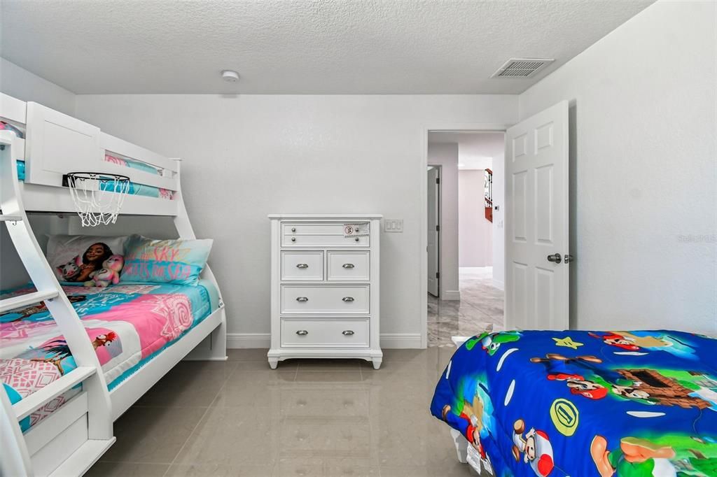 For Sale: $3,600,000 (6 beds, 5 baths, 4255 Square Feet)