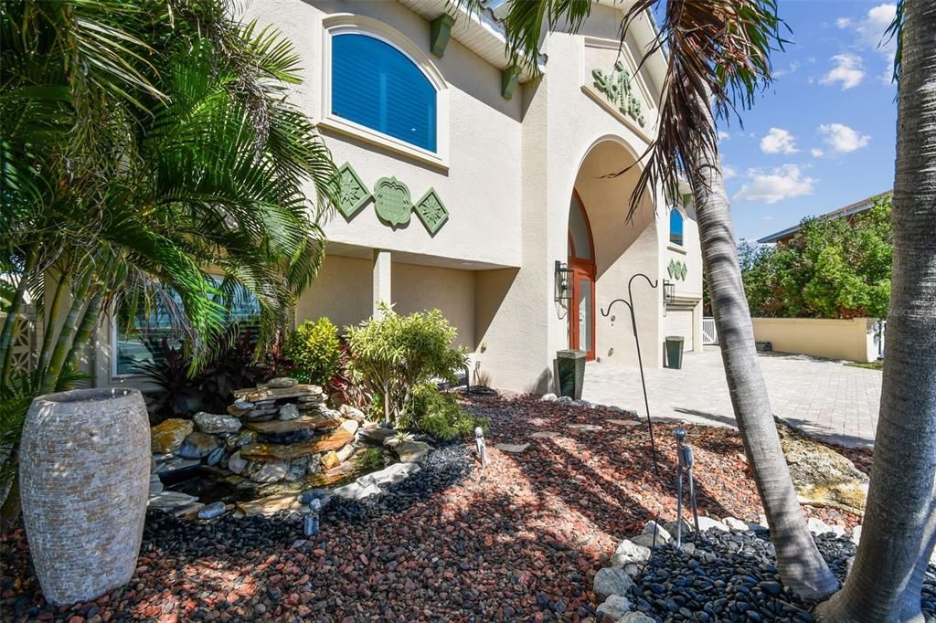 For Sale: $3,600,000 (6 beds, 5 baths, 4255 Square Feet)