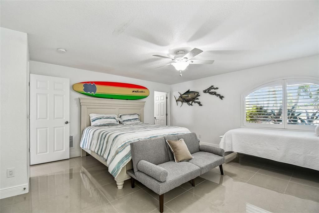 For Sale: $3,600,000 (6 beds, 5 baths, 4255 Square Feet)