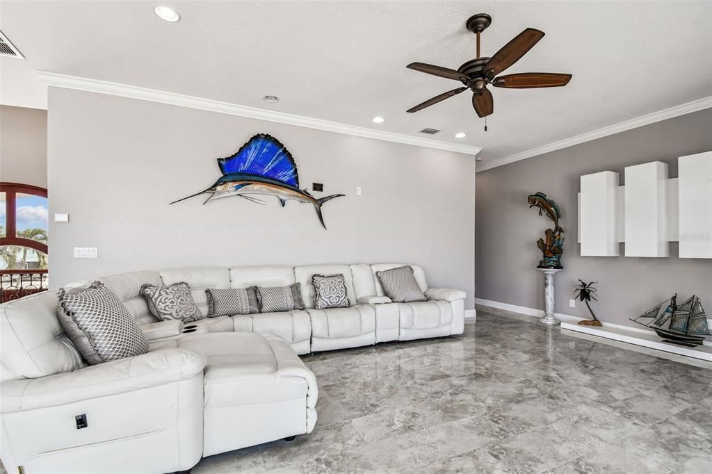 For Sale: $3,600,000 (6 beds, 5 baths, 4255 Square Feet)