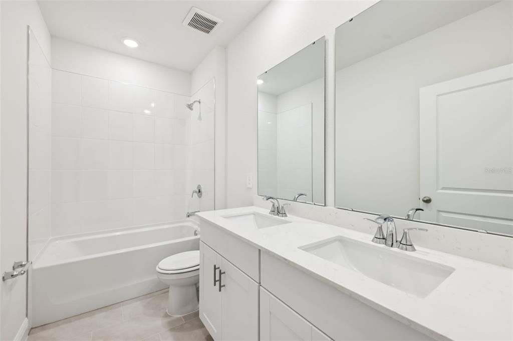 For Sale: $365,428 (4 beds, 2 baths, 1840 Square Feet)