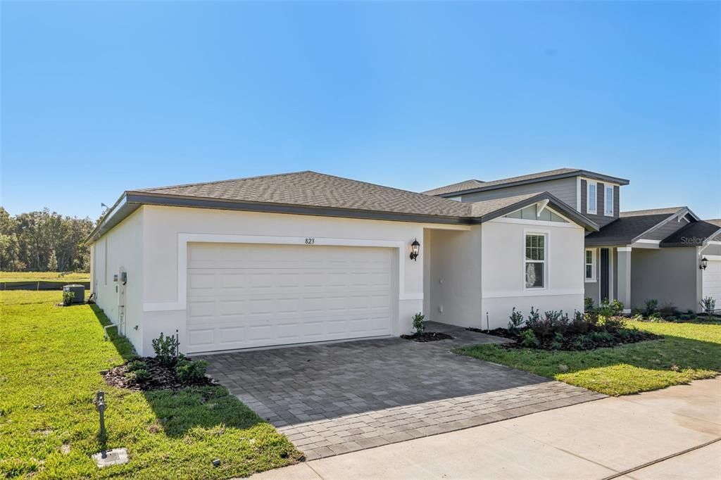 For Sale: $365,428 (4 beds, 2 baths, 1840 Square Feet)