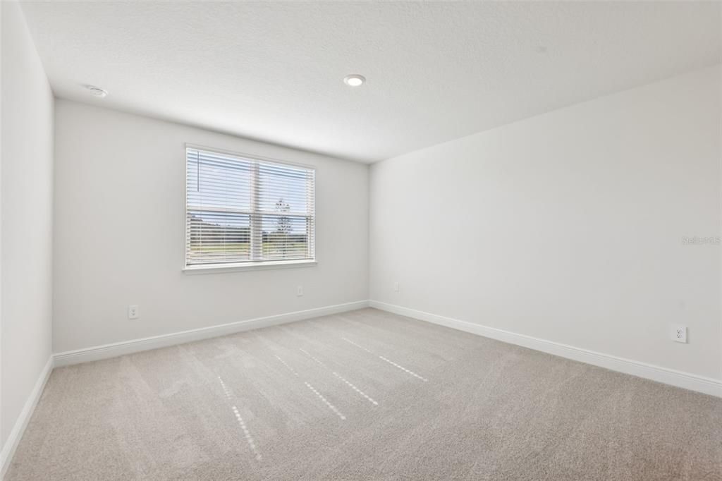 For Sale: $365,428 (4 beds, 2 baths, 1840 Square Feet)