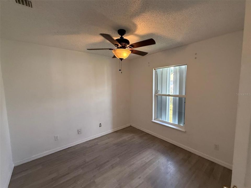 出租: $1,900 (3 贝兹, 2 浴室, 1652 平方英尺)