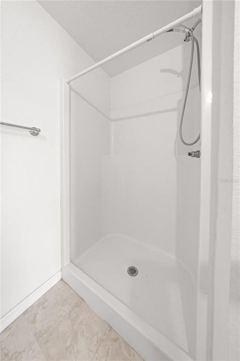 For Sale: $210,000 (3 beds, 2 baths, 1014 Square Feet)