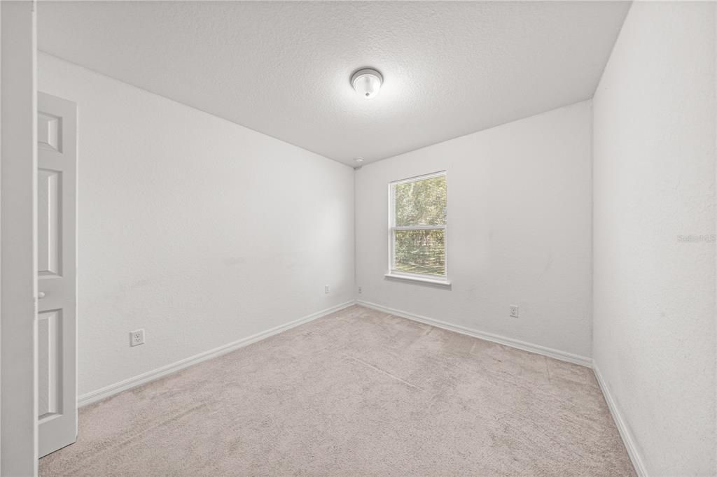 For Sale: $210,000 (3 beds, 2 baths, 1014 Square Feet)